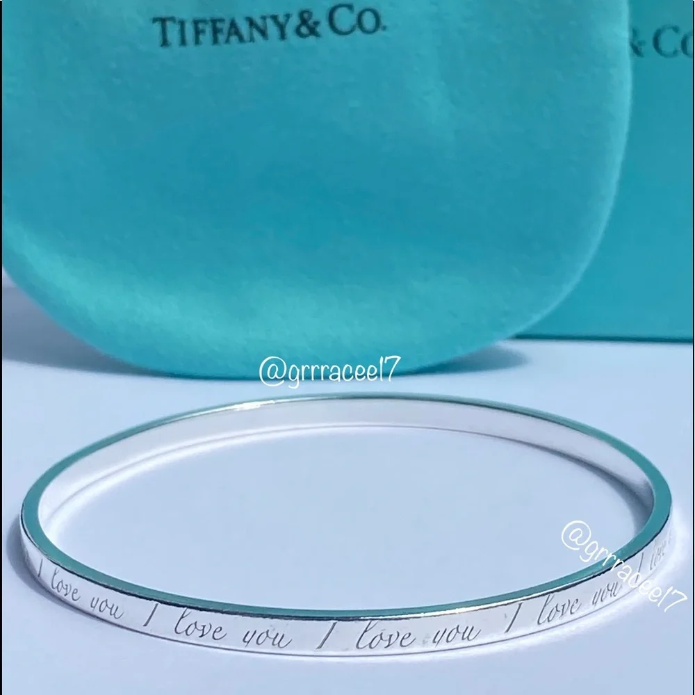AUTH Rare Retired Tiffany & Co. “I Love You” notes bangle bracelet 🎶✨ - Picture 7 of 15